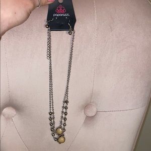 NEW paparazzi necklace and earrings